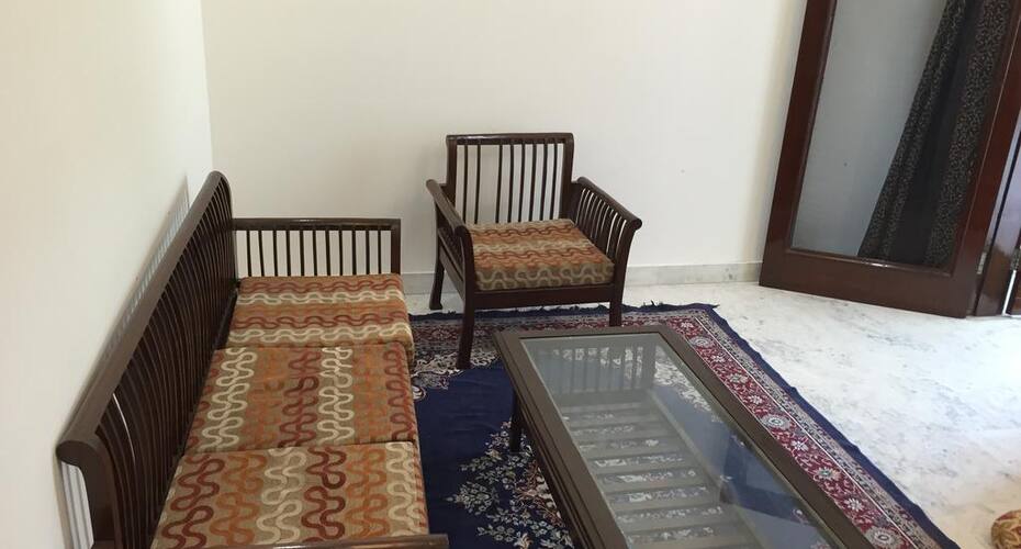 Garg inn, New Delhi 1